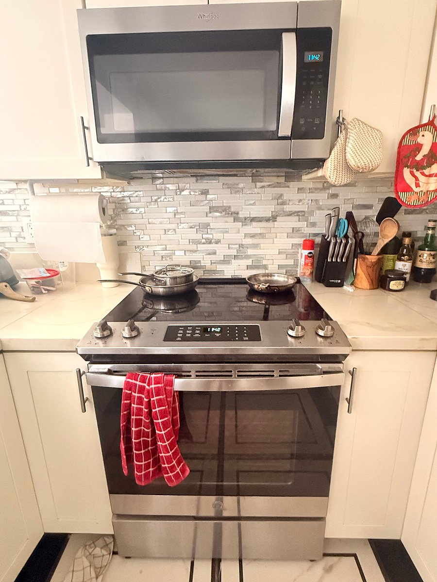 Furnished Finder property 1019809_1 photo 4