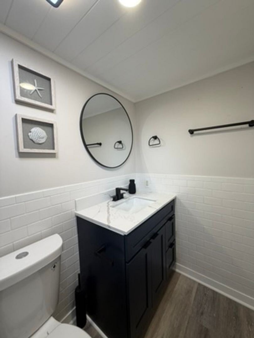 Downstairs full bath