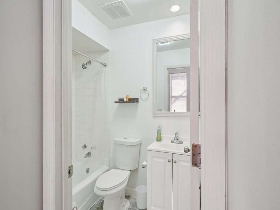 Furnished Finder property 1019821_1 photo 17