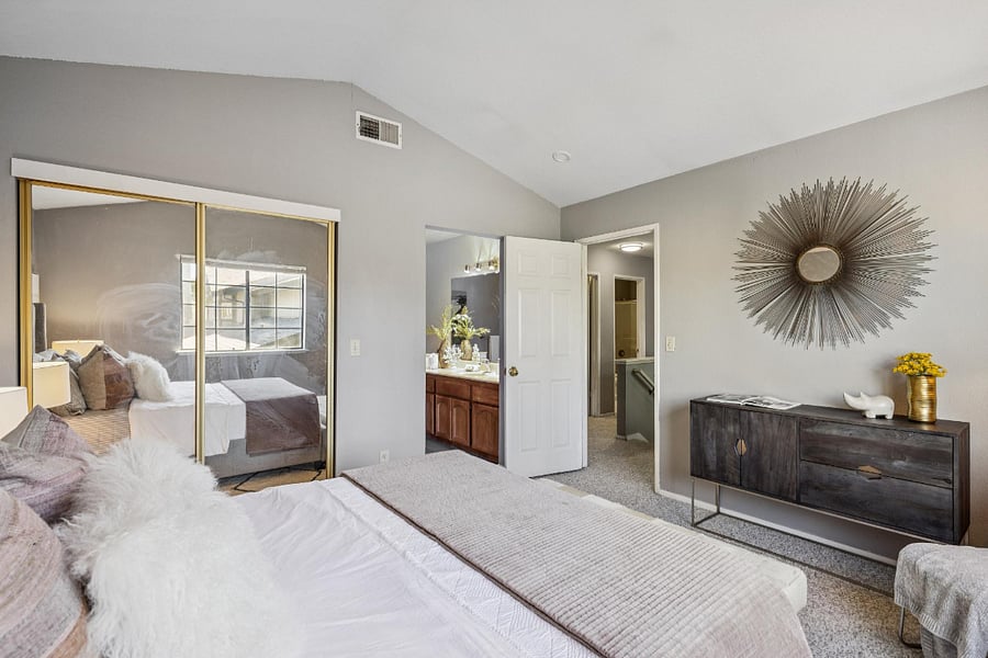 Furnished Finder property 1019841_1 photo 13
