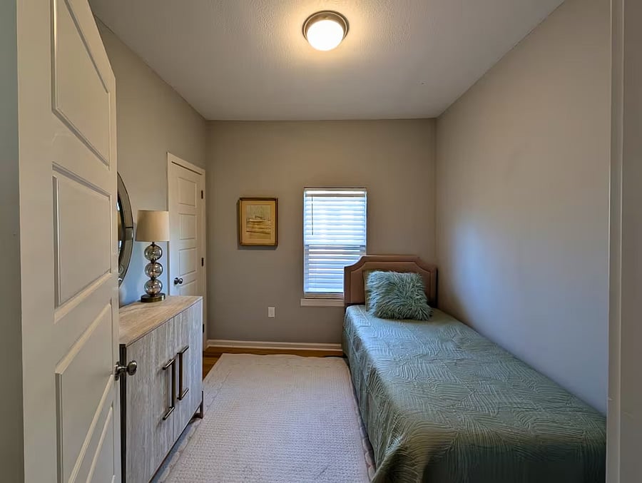 Furnished Finder property 1019861_1 photo 14
