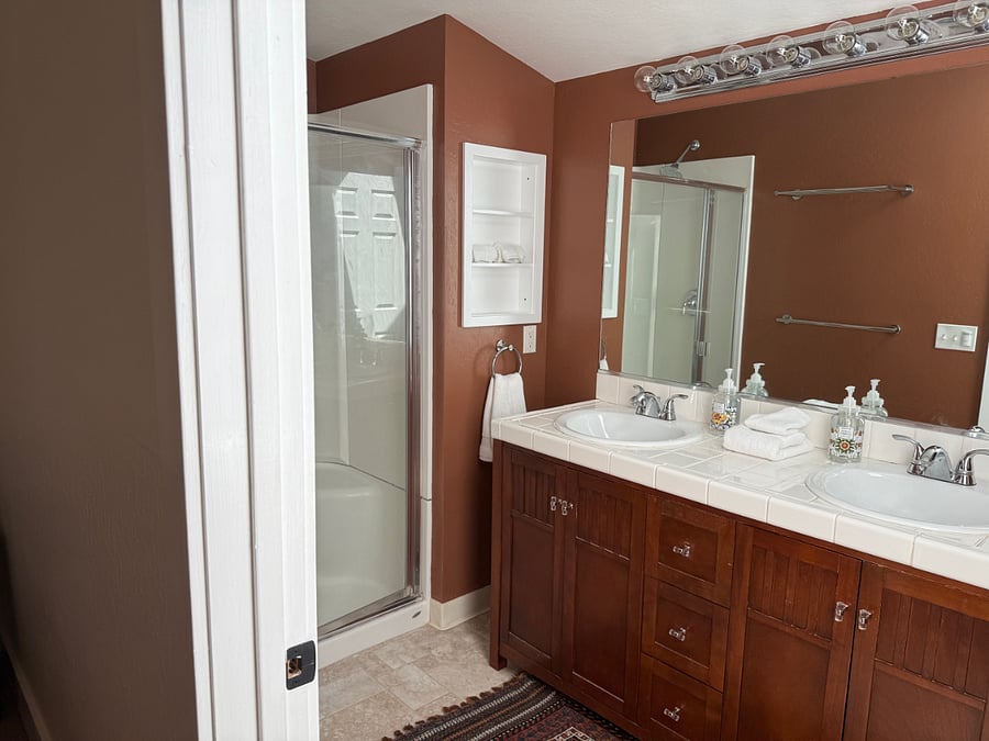 Furnished Finder property 1019868_1 photo 12