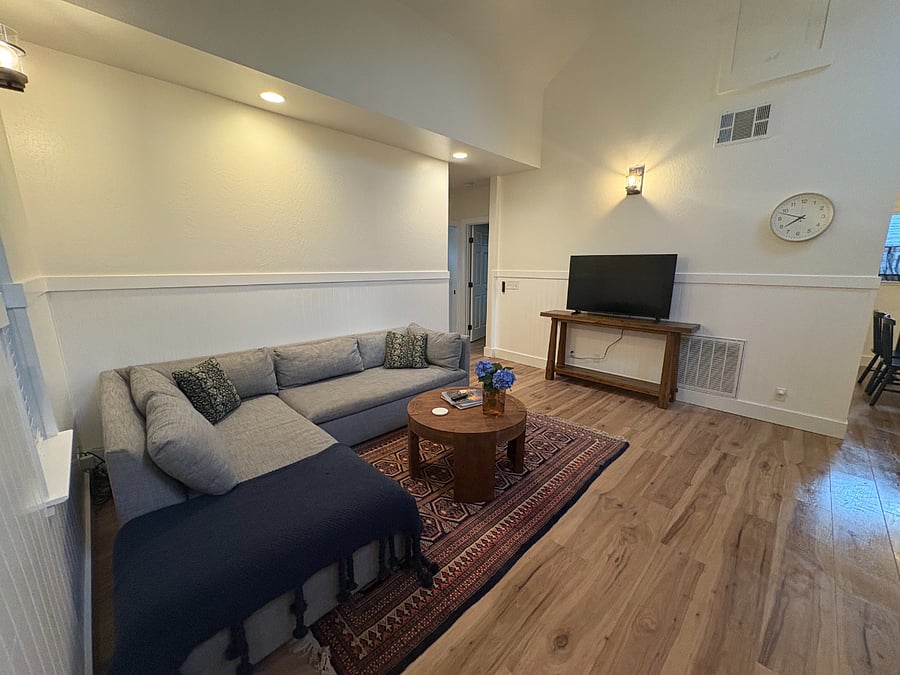 Furnished Finder property 1019868_1 photo 4