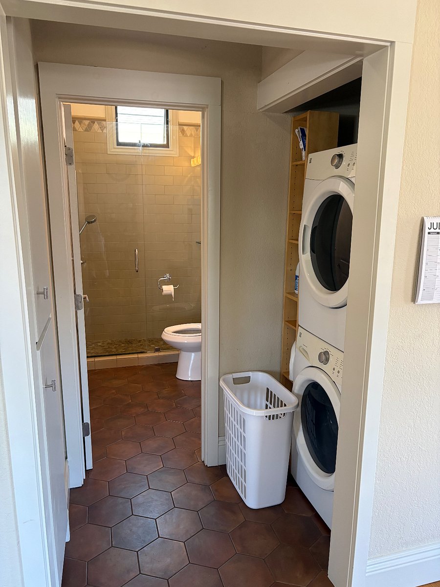 Furnished Finder property 1019895_1 photo 31