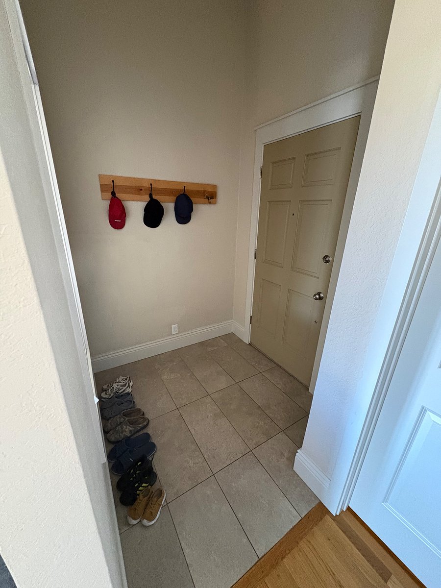 Furnished Finder property 1019895_1 photo 35