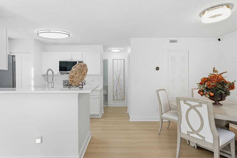 Furnished Finder property 1019902_1 photo 11