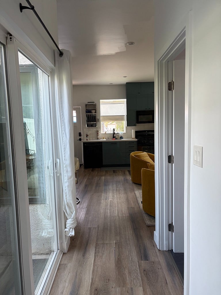 Furnished Finder property 1019907_1 photo 15