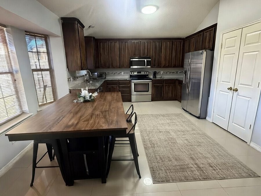 Furnished Finder property 1019908_1 photo 5
