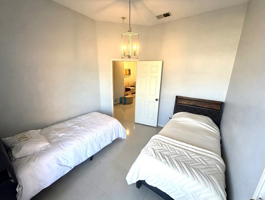 Furnished Finder property 1019908_1 photo 6
