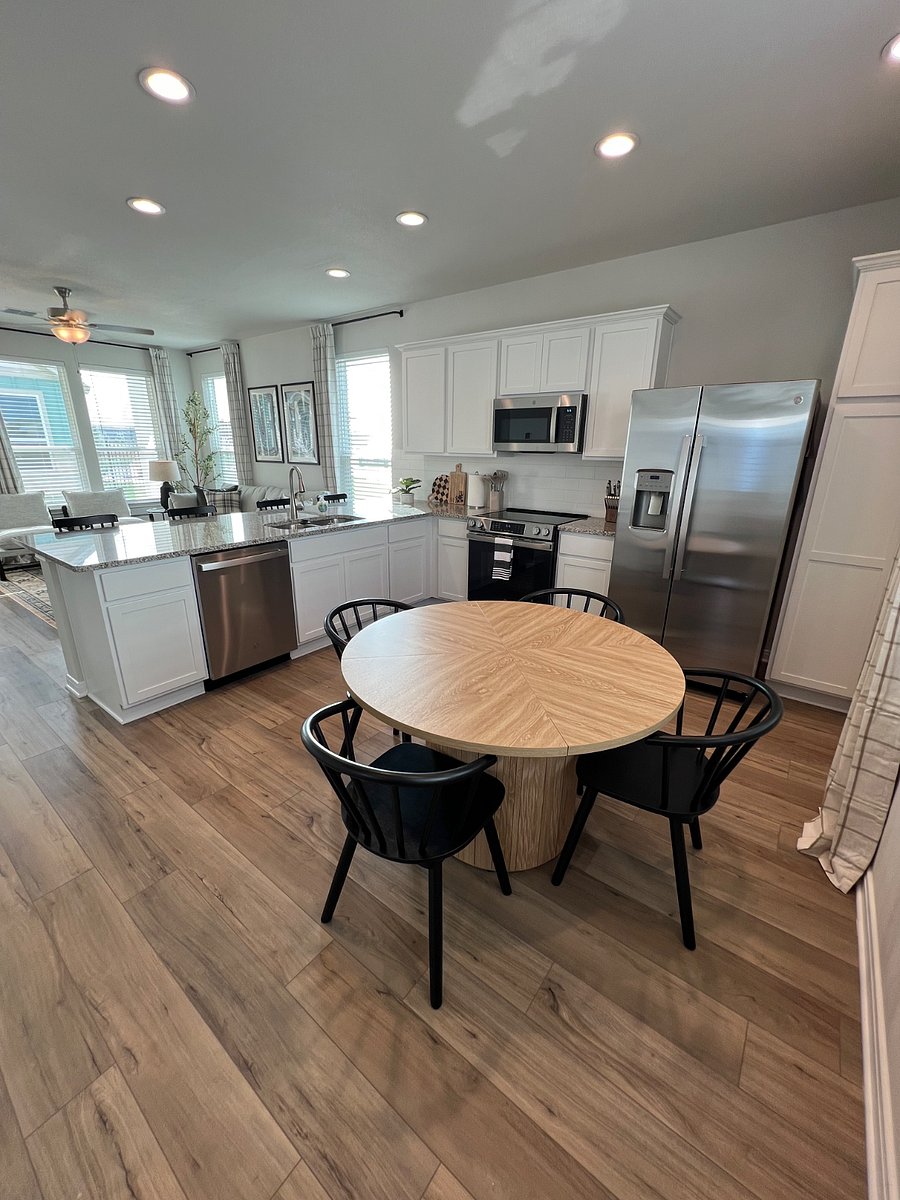 Kitchen Table
