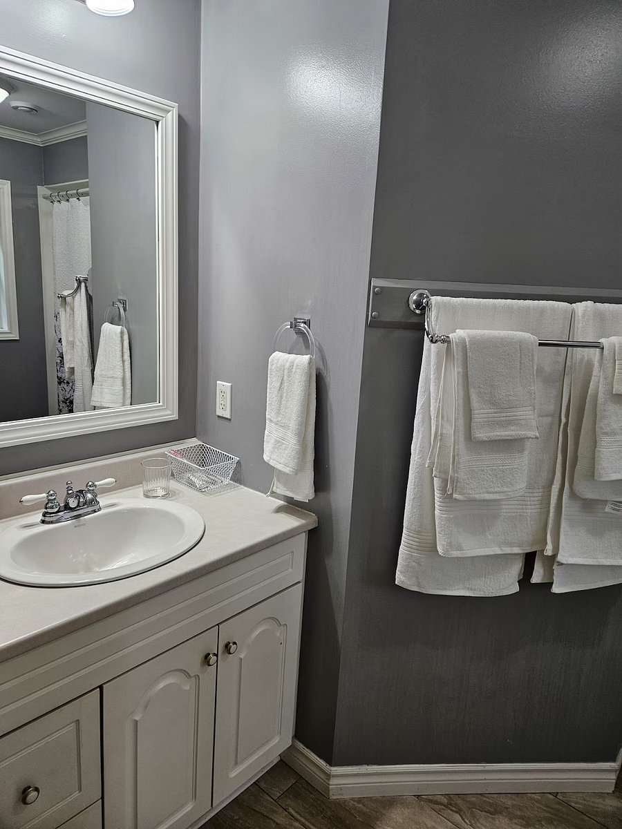 Furnished Finder property 1019949_1 photo 31