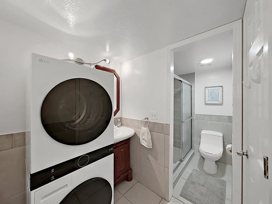 Furnished Finder property 1020001_1 photo 28