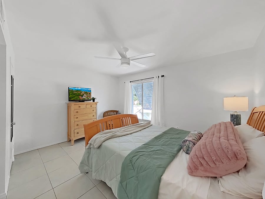 Furnished Finder property 1020001_1 photo 22