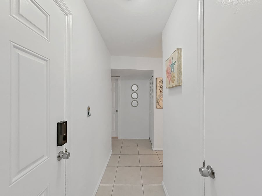 Furnished Finder property 1020001_1 photo 29
