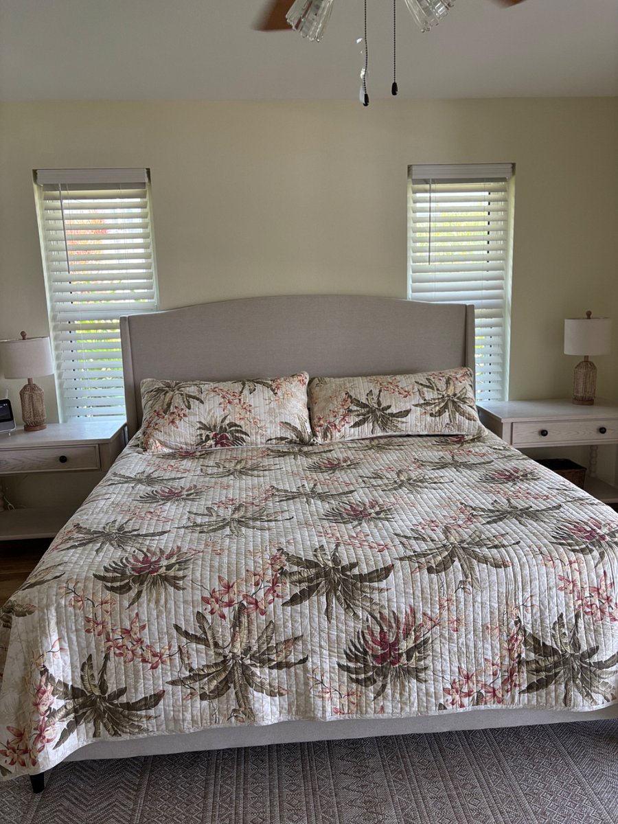 Master bedroom with King bed