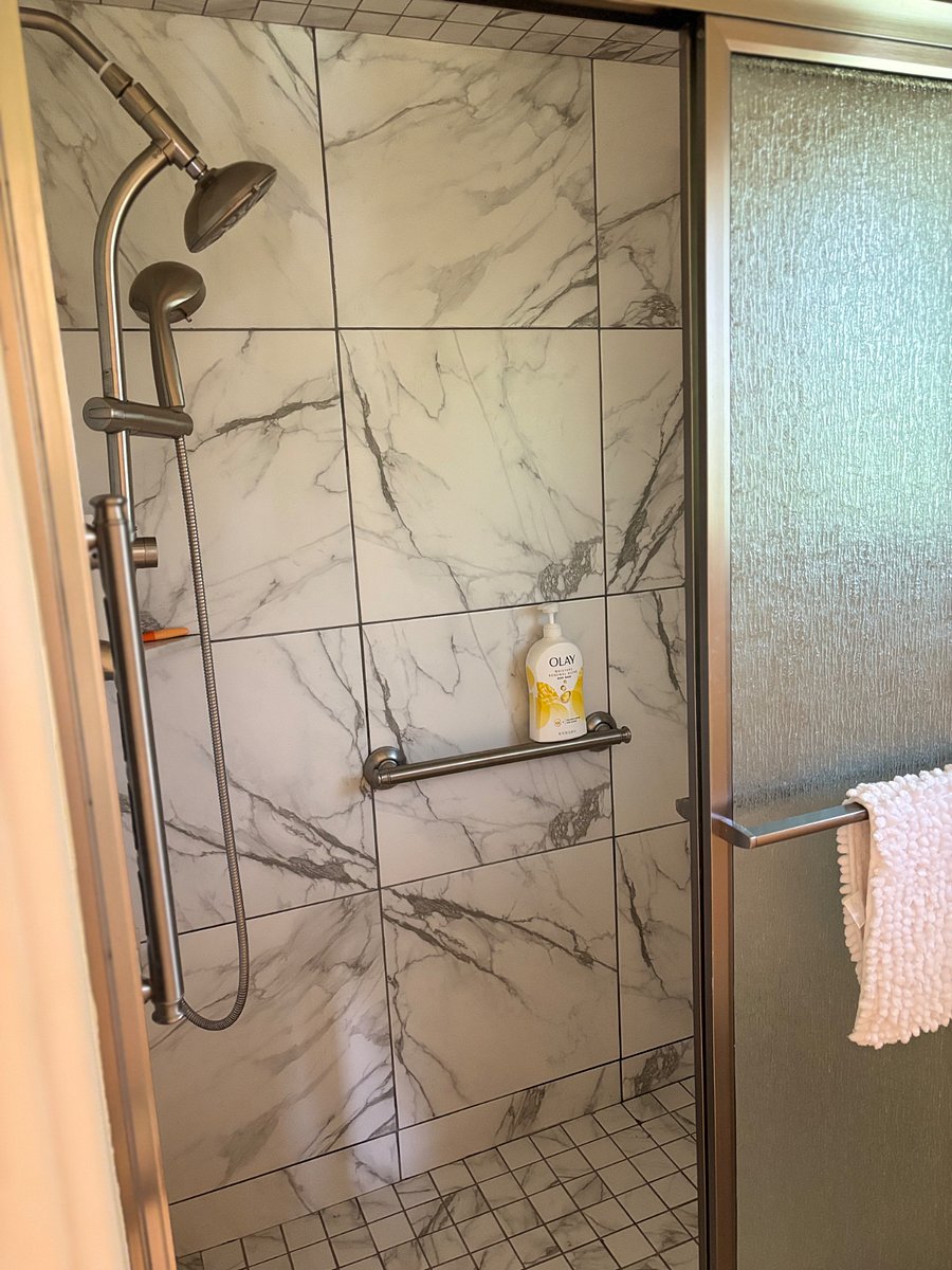 Shower in 2nd bathroomM