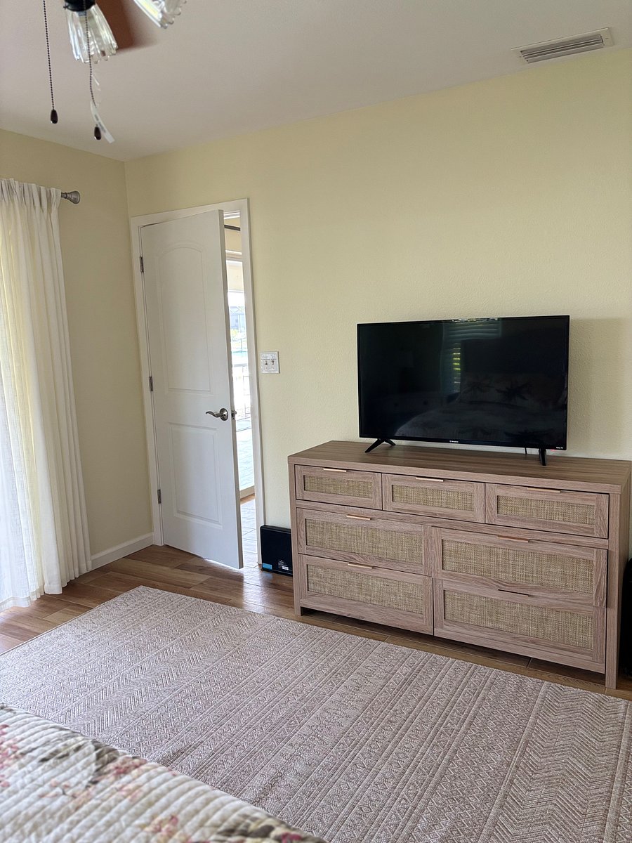 Master Bedroom TV and dresser