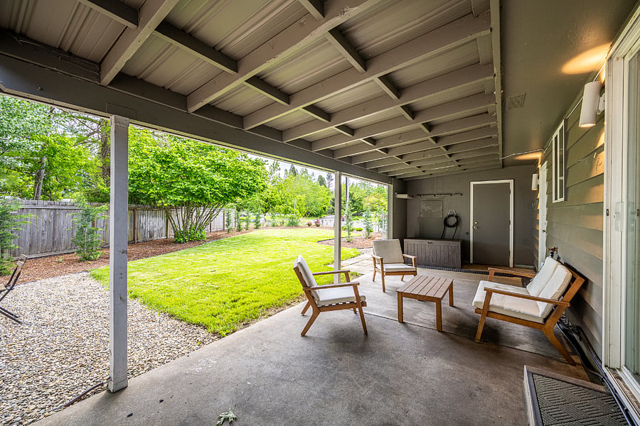 There is a bin for outdoor furniture cushions if they need to be stored away.