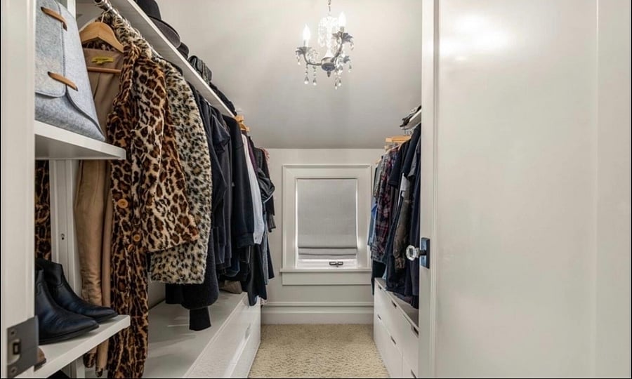 Walk in Closet