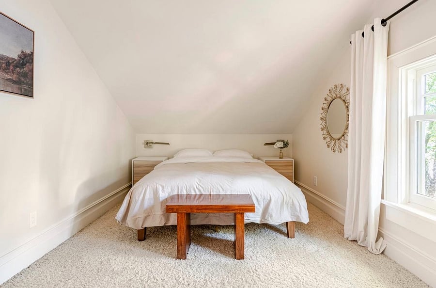 Queen Bed