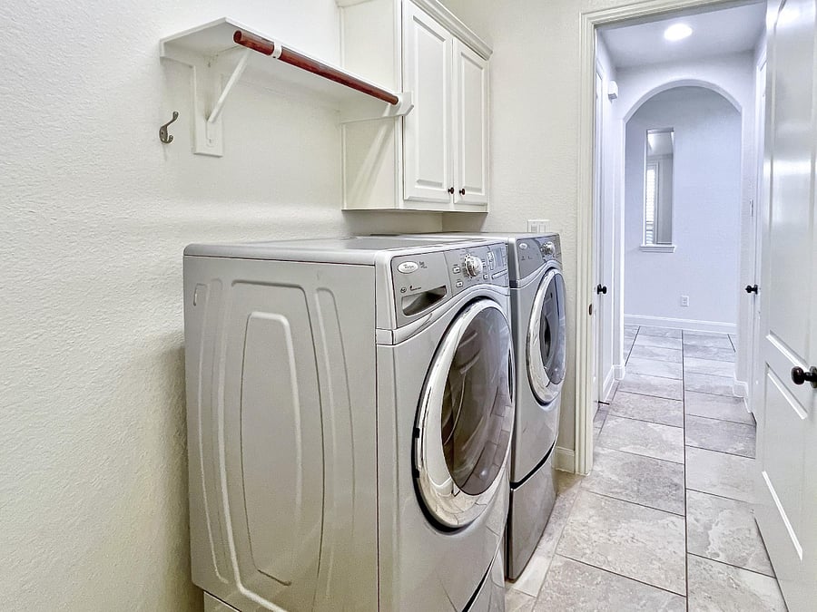 Furnished Finder property 1020155_1 photo 36
