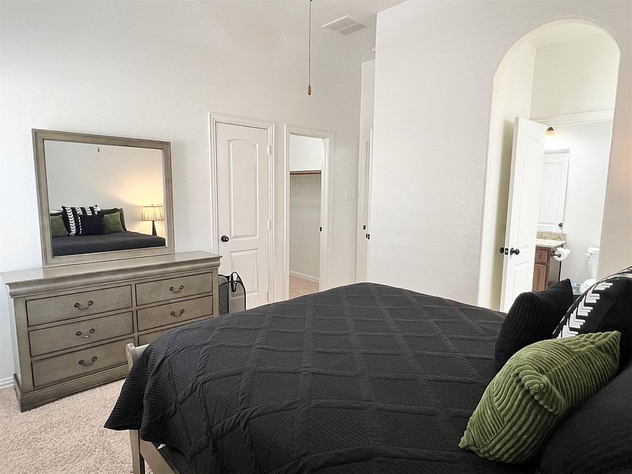 Furnished Finder property 1020155_1 photo 34