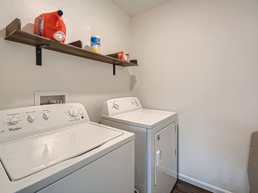 Furnished Finder property 1020173_1 photo 25
