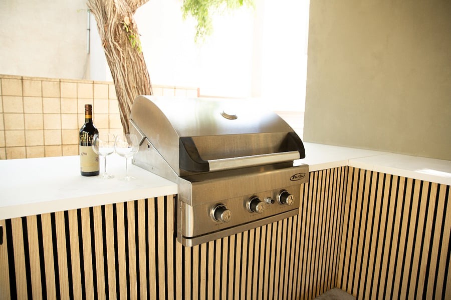 Outdoor grill