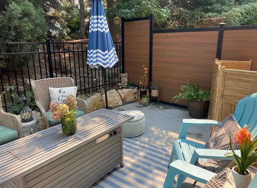 Hot tub patio. Fenced area