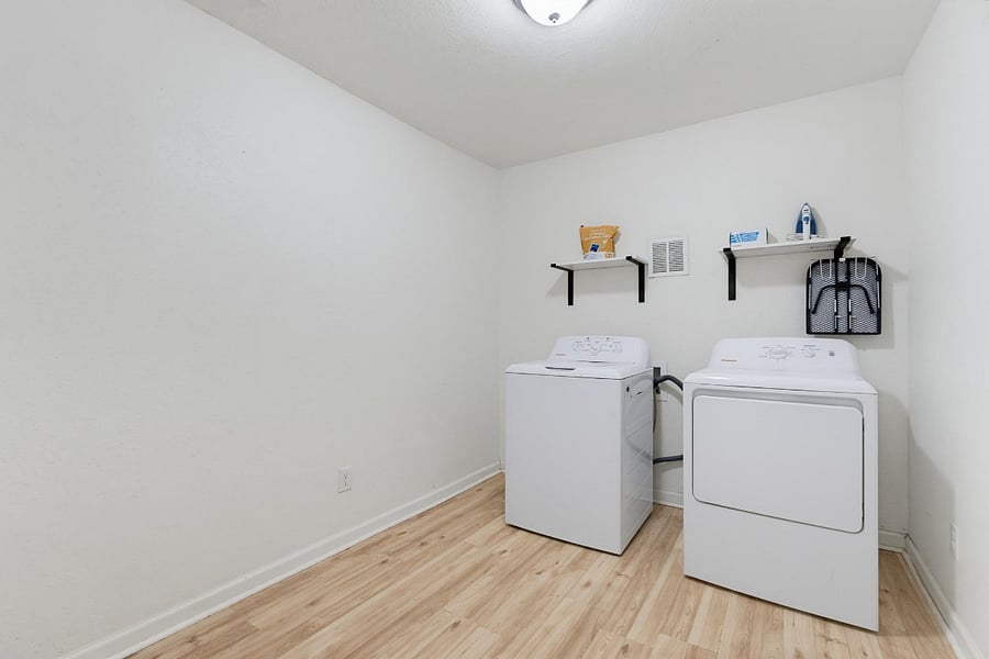 Furnished Finder property 1020198_1 photo 11