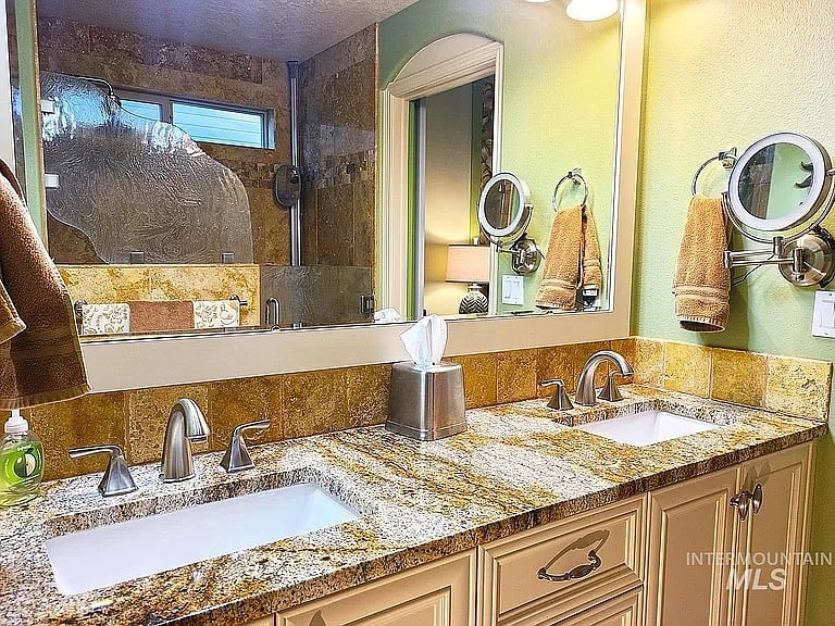 Furnished Finder property 1020224_1 photo 19