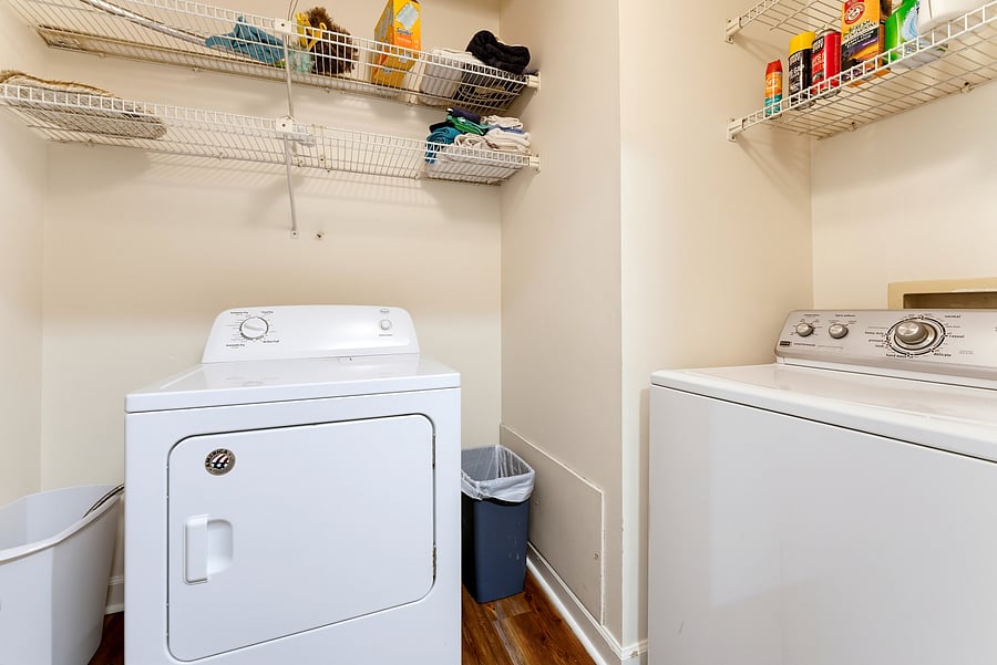 Full utility room