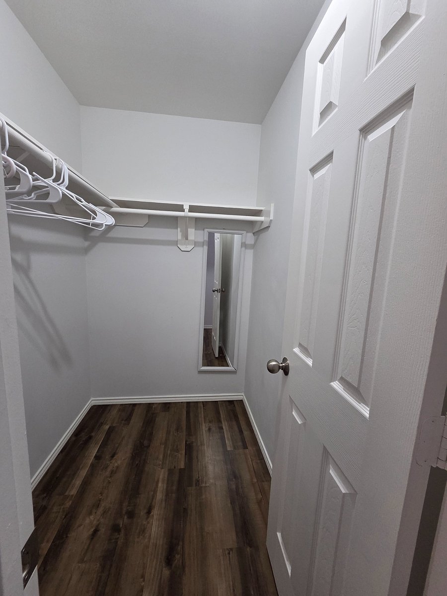 Furnished Finder property 1020243_1 photo 3