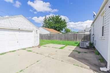 Furnished Finder property 1020258_1 photo 12