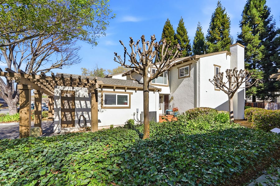 Furnished Finder property 1020271_1 photo 28