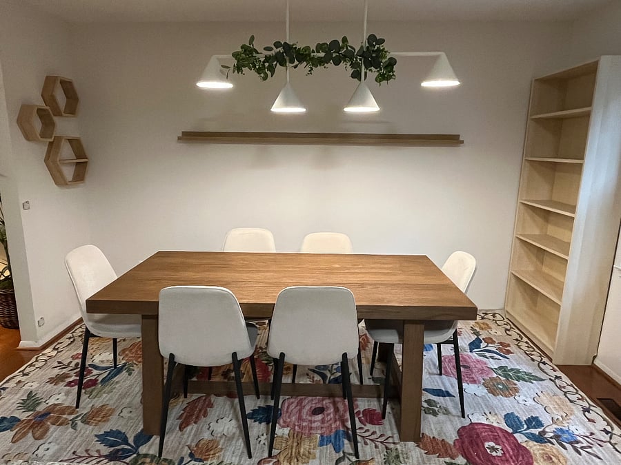 Dining room,