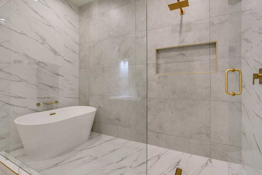Upstairs shared full bathroom shared between two upstairs bedrooms.Up