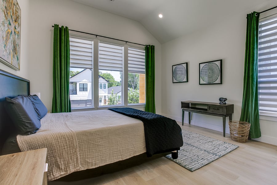 Upstairs bedroom with KING size bed.