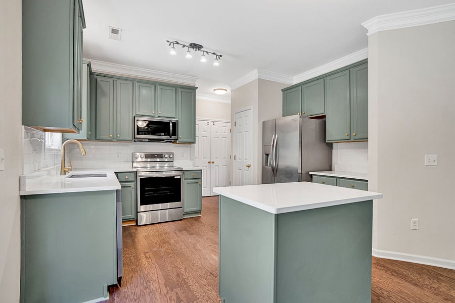 Furnished Finder property 1020294_1 photo 3