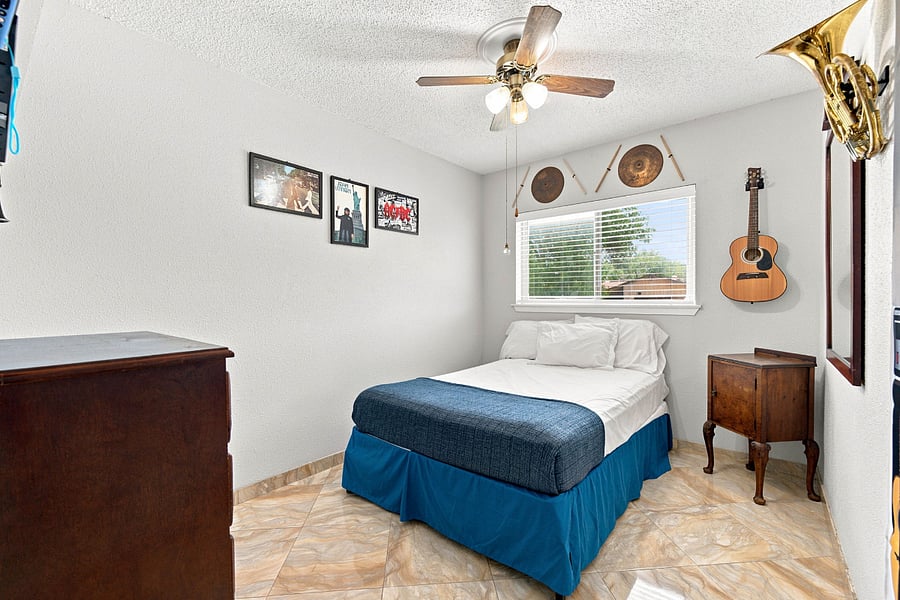 Bedroom Double Bed