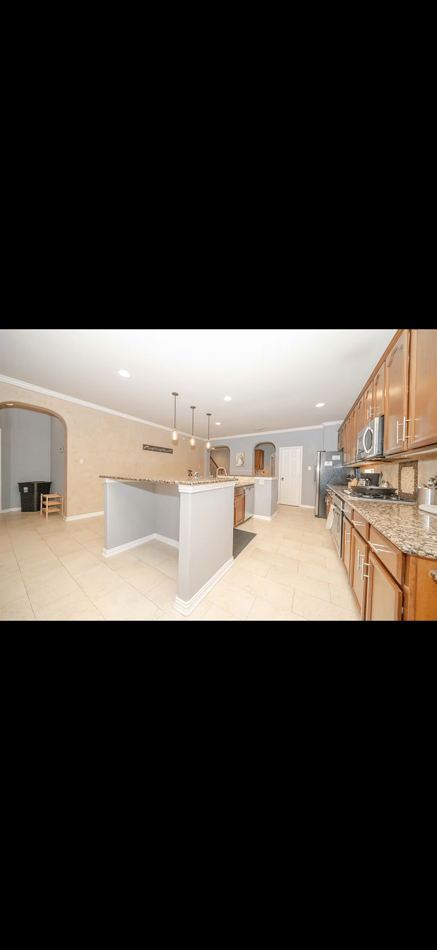 Furnished Finder property 1020307_1 photo 7
