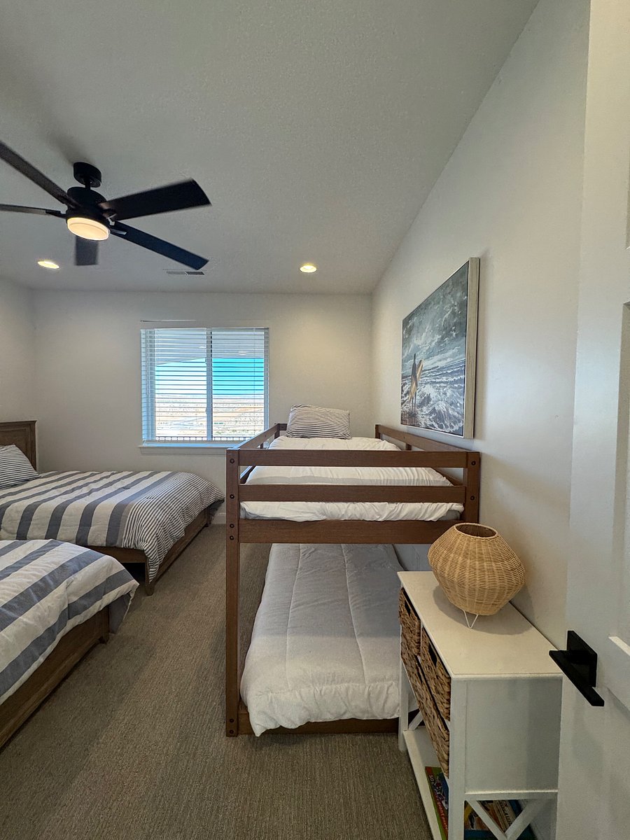 Second bedroom 