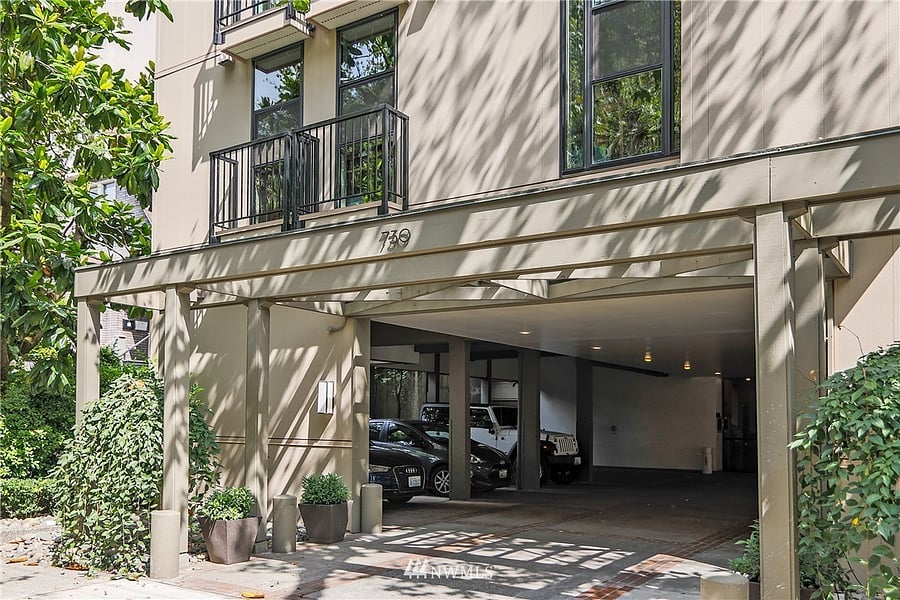 Furnished Finder property 1020348_1 photo 11