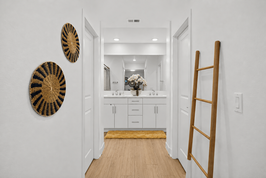 Furnished Finder property 1020359_1 photo 16