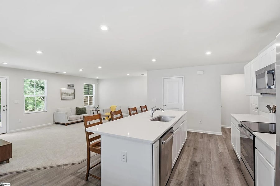Furnished Finder property 1020381_1 photo 15
