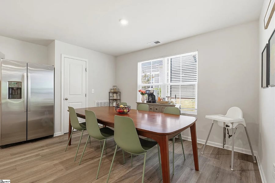 Furnished Finder property 1020381_1 photo 4