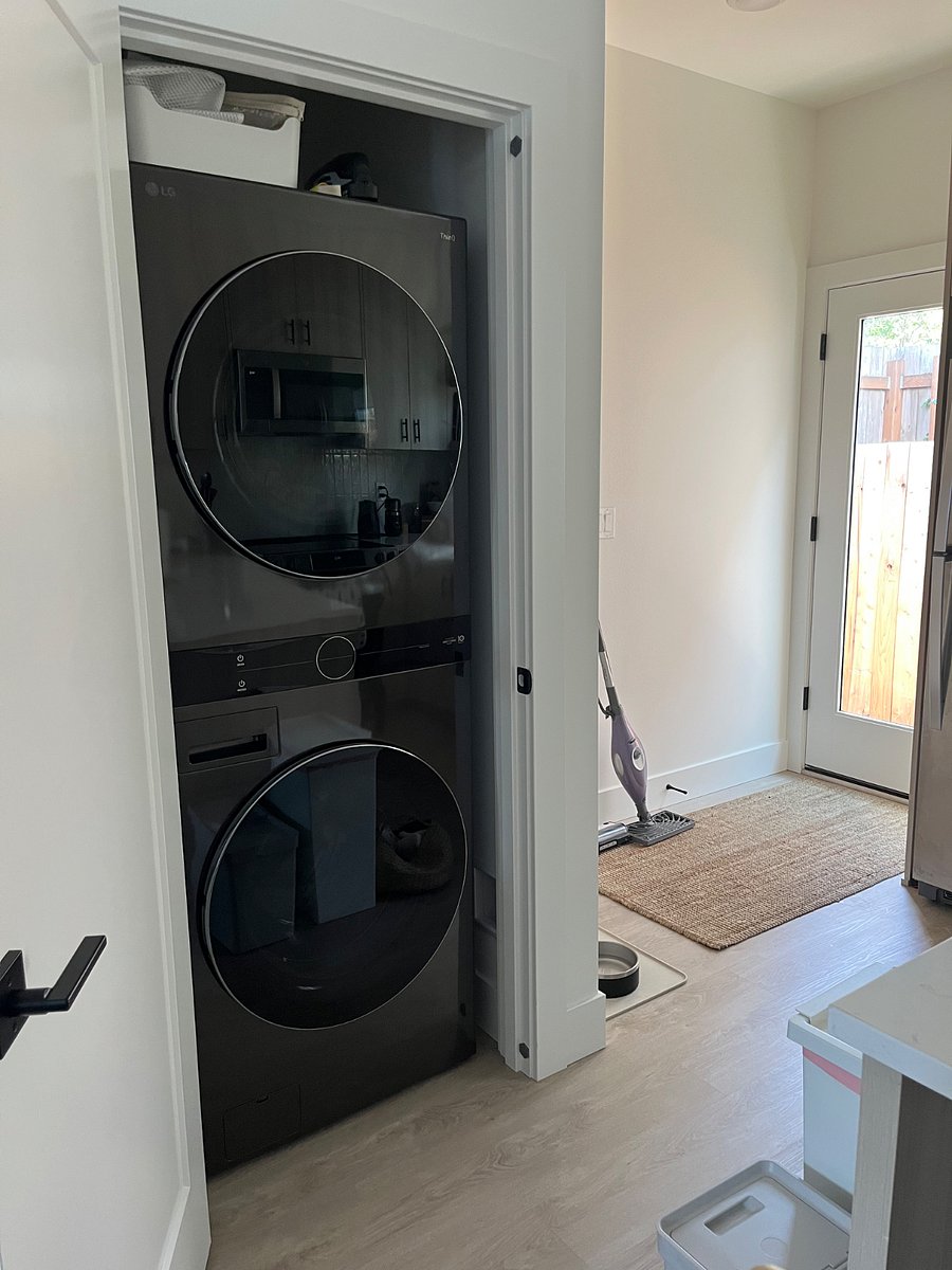 Furnished Finder property 1020382_1 photo 10