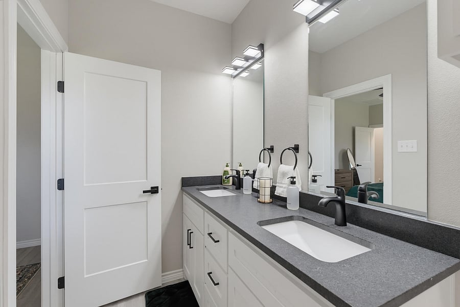 Furnished Finder property 1020390_1 photo 22