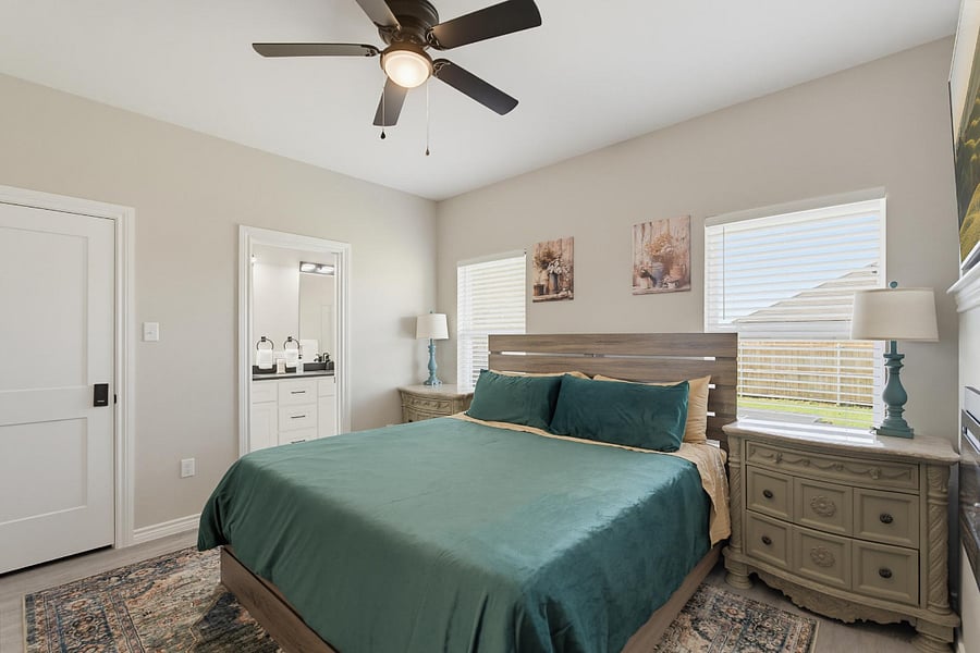 Furnished Finder property 1020390_1 photo 28