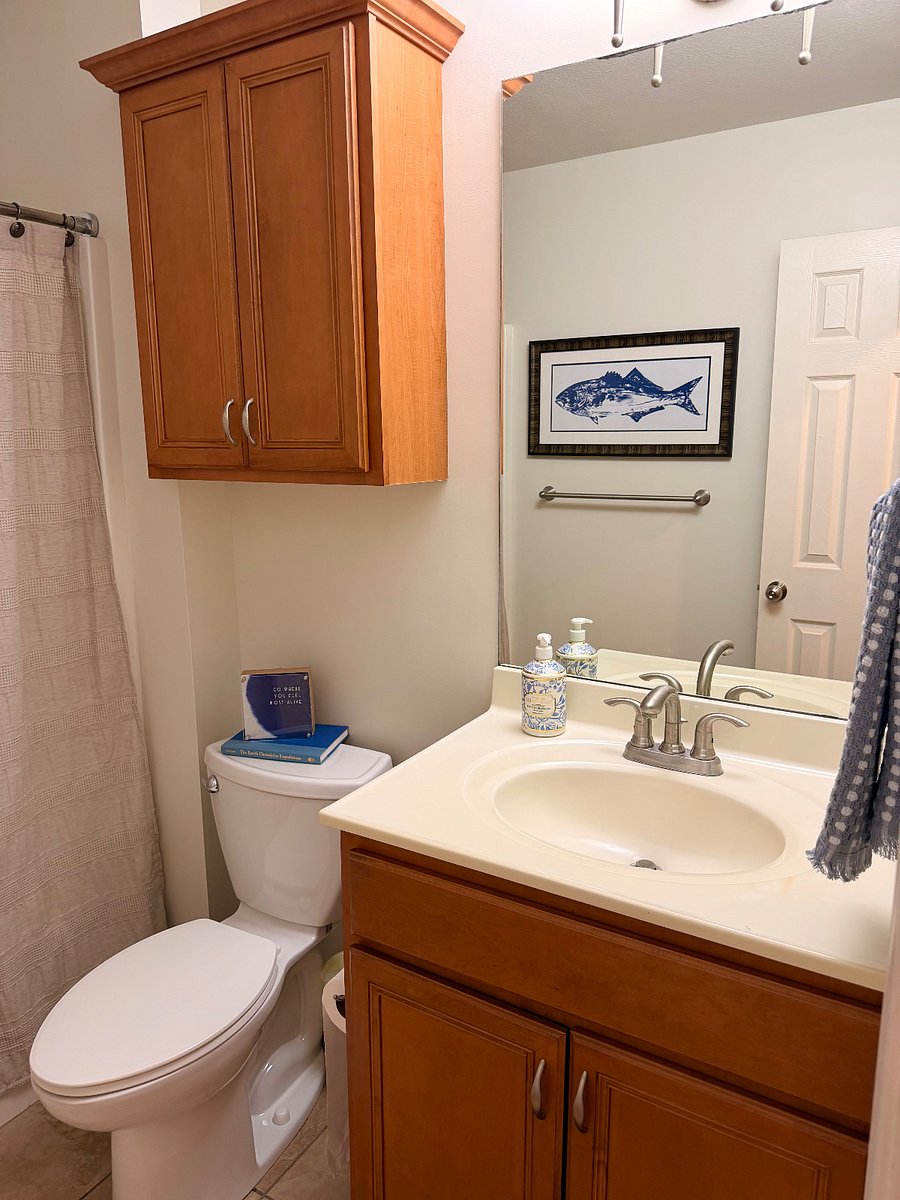 Bathroom 3 Upstairs